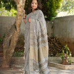 Siazloom Grey colour Handloom Linen Saree with Batik Work  and Golden Zari on Pallu