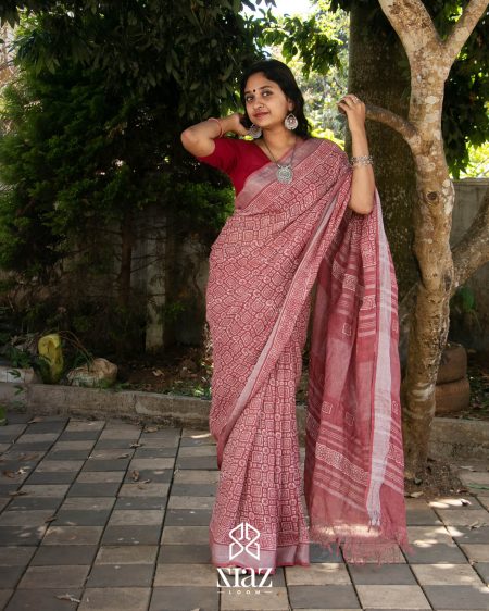 Siazloom Red coloured Handloom Linen Saree with Batik Work and Silver Zari on Pallu